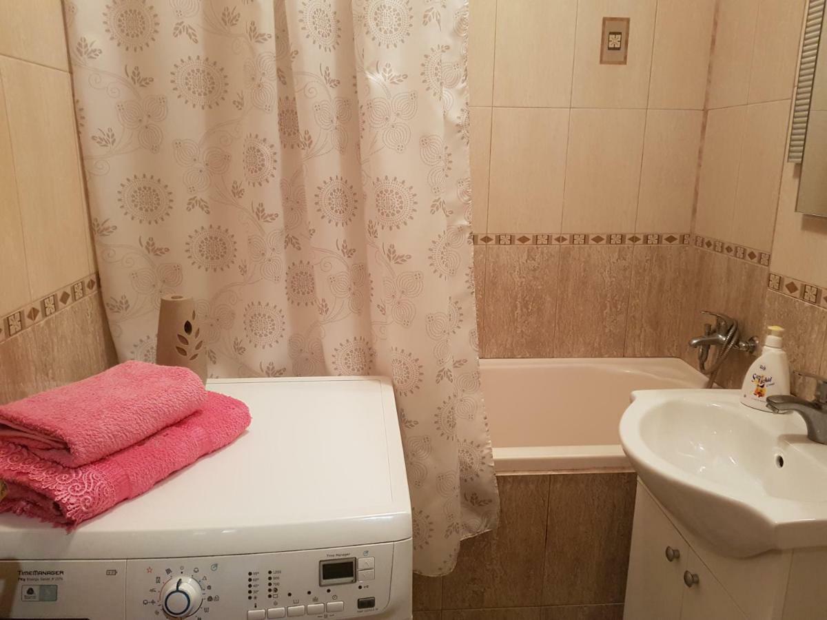 Diana Apartament ヤシ エクステリア 写真